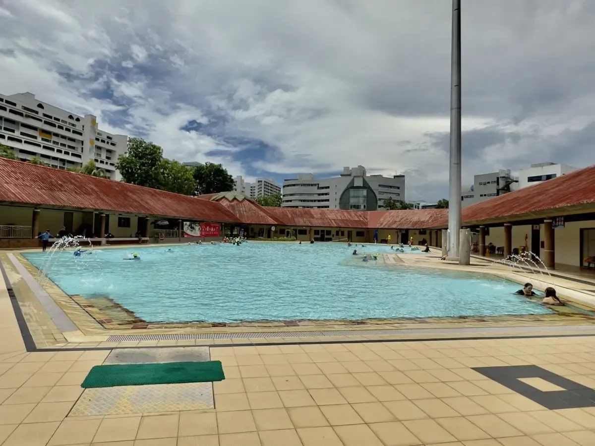 Bukit Batok Swimming Complex pool