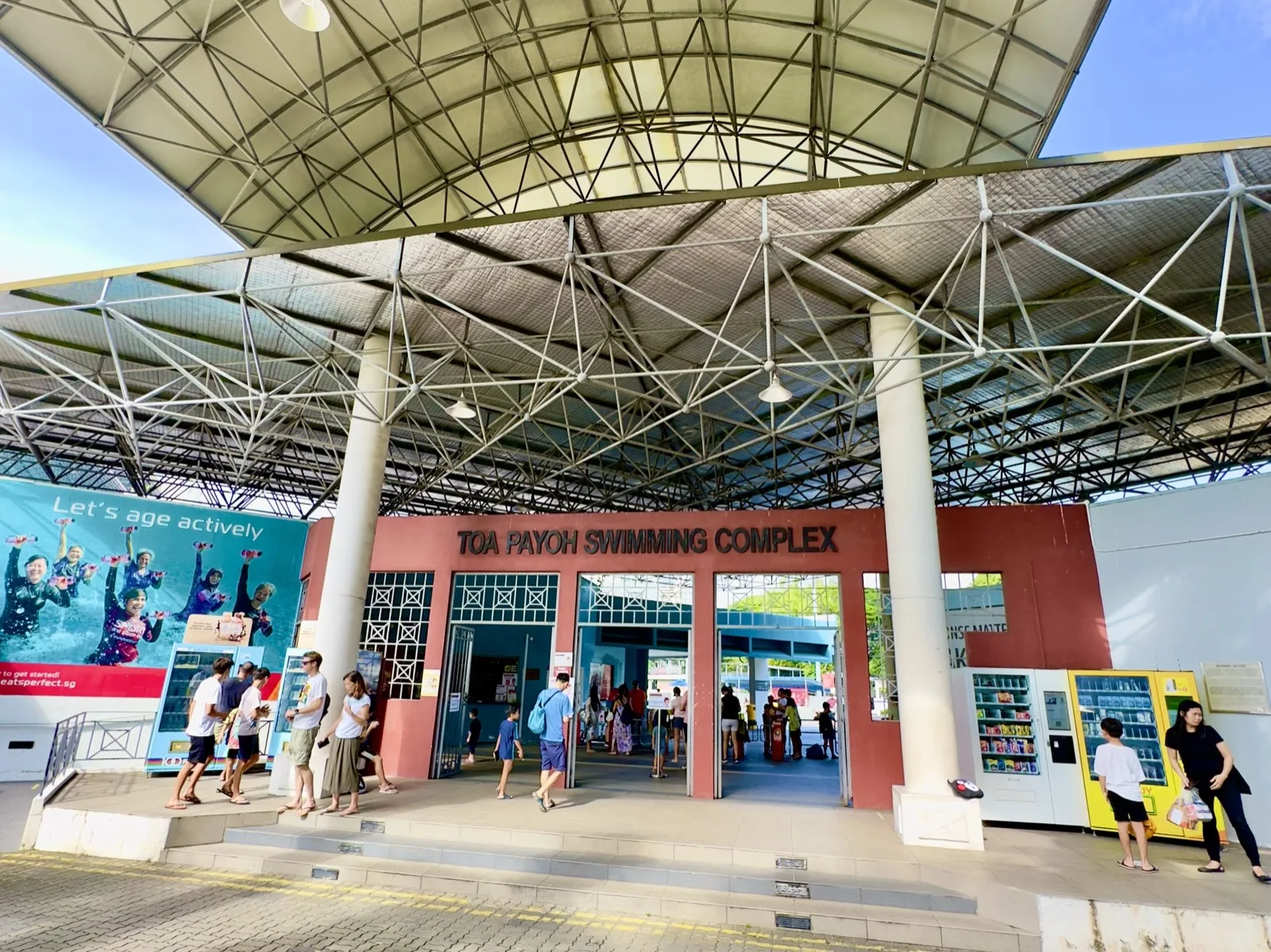 Toa Payoh Swimming Complex pool